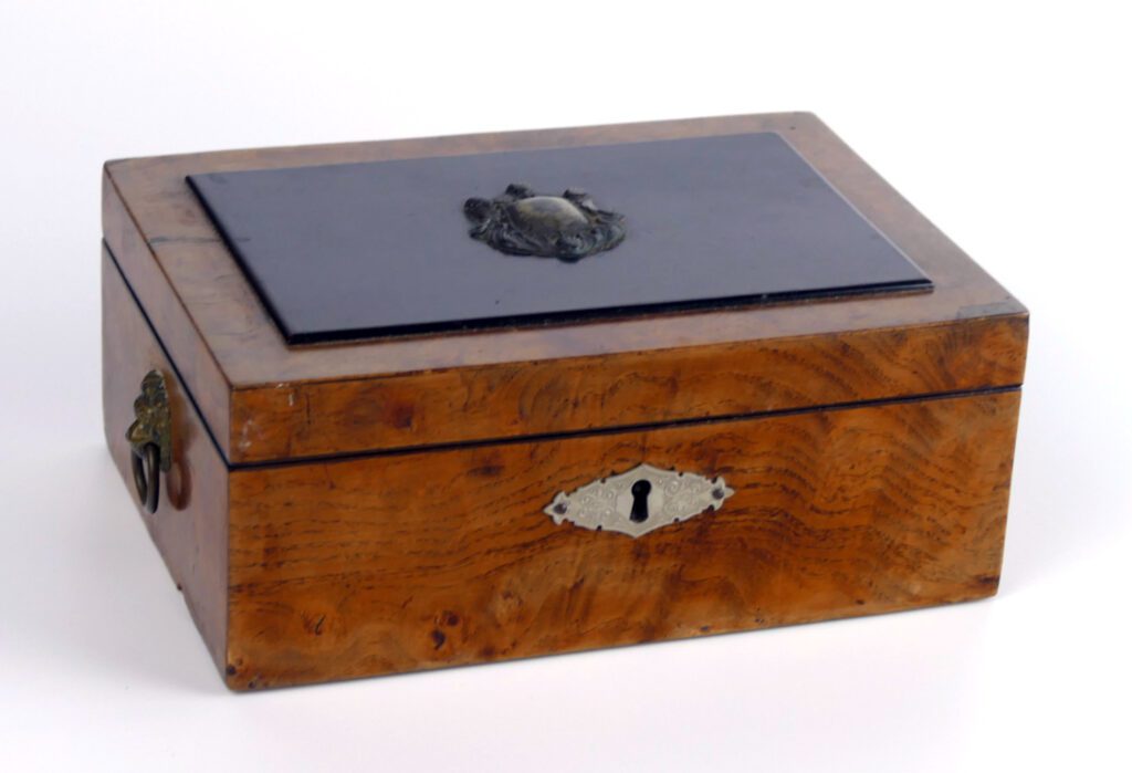 Victorian walnut jewellery box