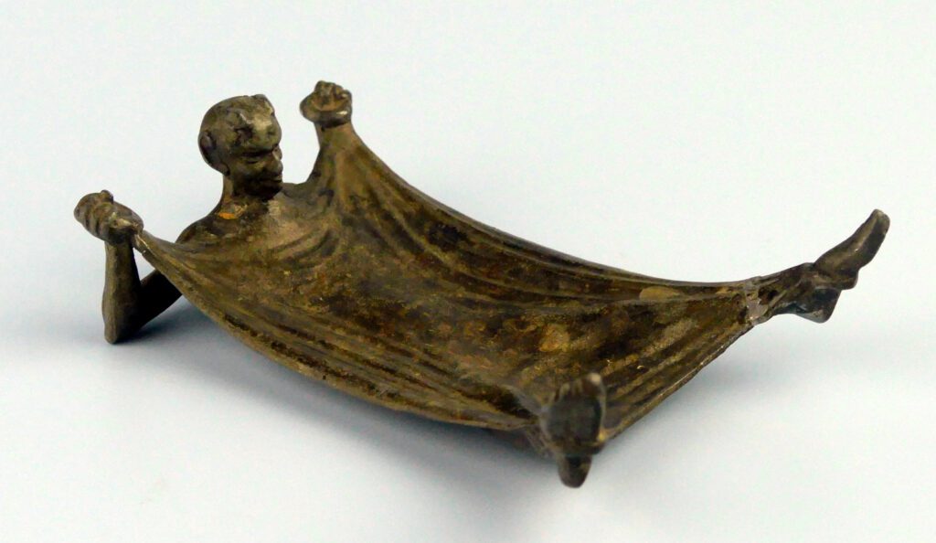Art Nouveau ‘Devil under the Sheet’ Brass Vide-Poche