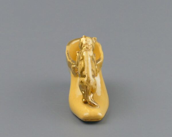 Ceramic Shoe with Kittens - Image 3