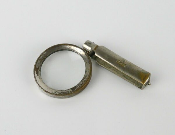 Déposé Folding Magnifier - Image 5
