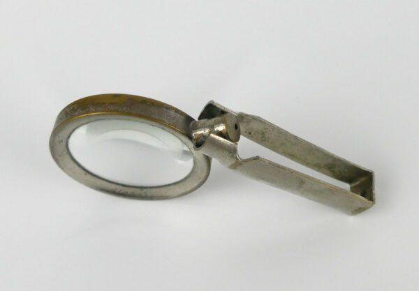 Déposé Folding Magnifier - Image 8