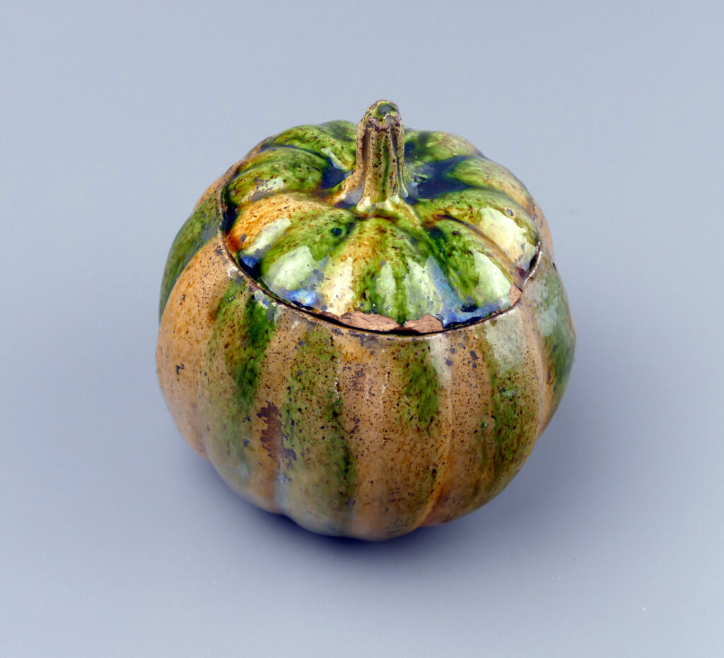 Majolica Pumpkin Pot